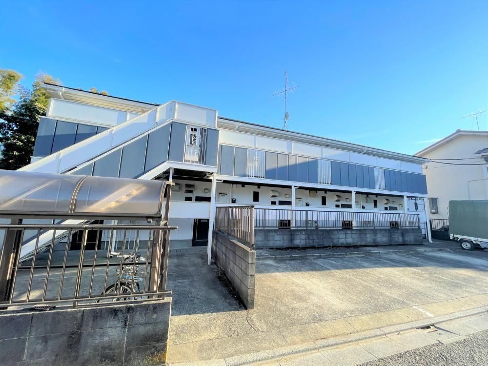 東京都三鷹市牟礼2丁目のアパートの建物外観