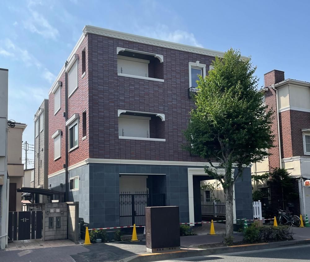 東京都武蔵野市吉祥寺北町2丁目のマンションの建物外観