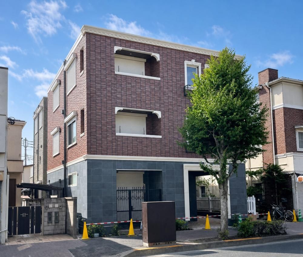 東京都武蔵野市吉祥寺北町2丁目のマンションの建物外観