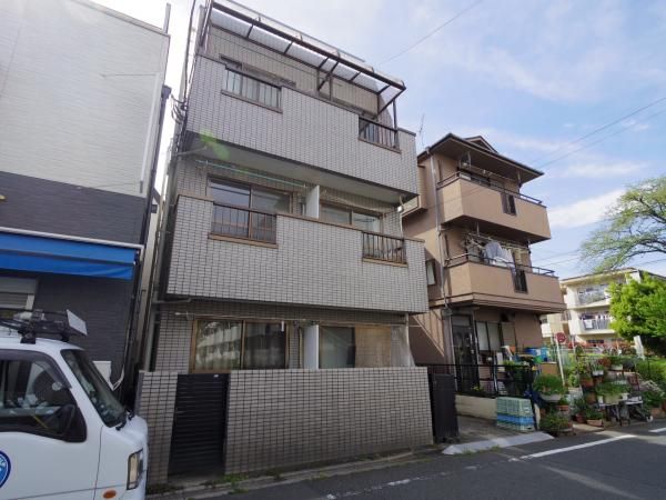 東京都西東京市柳沢2丁目のマンションの建物外観